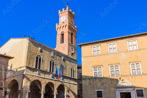 Wallpaper Mural Full of famous valleys in the Tuscan countryside Torontodigital.ca