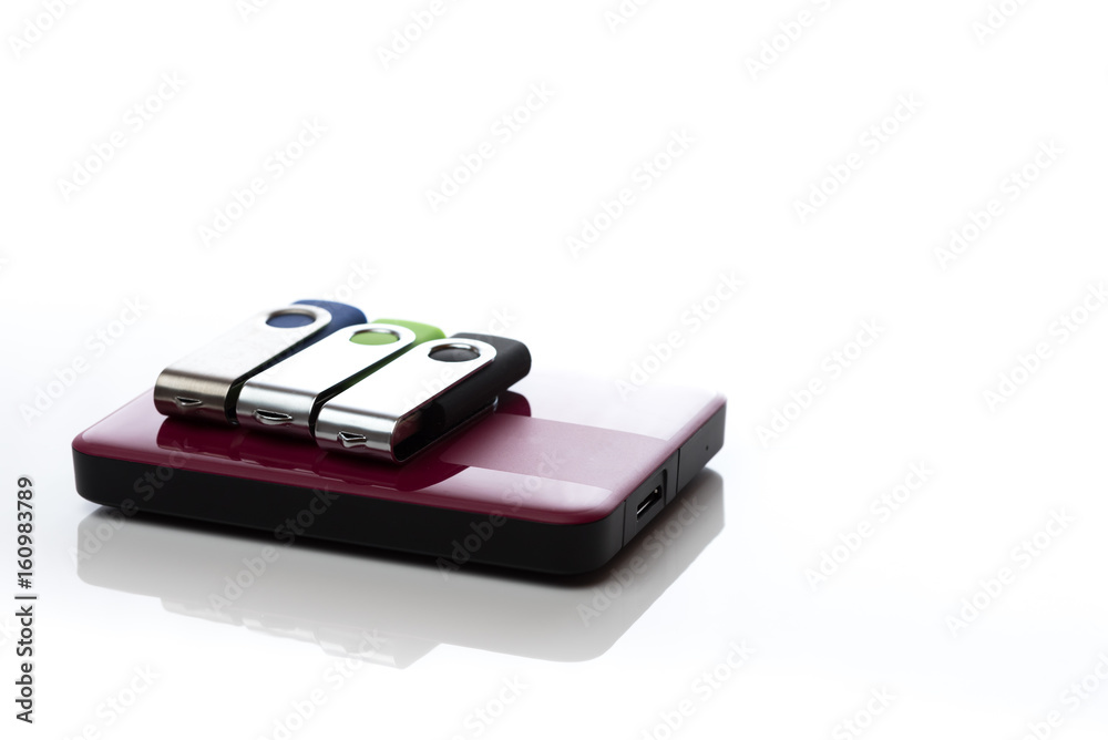 Externe Festplatte und USB Stick Externe Festplatte und USB Stick
