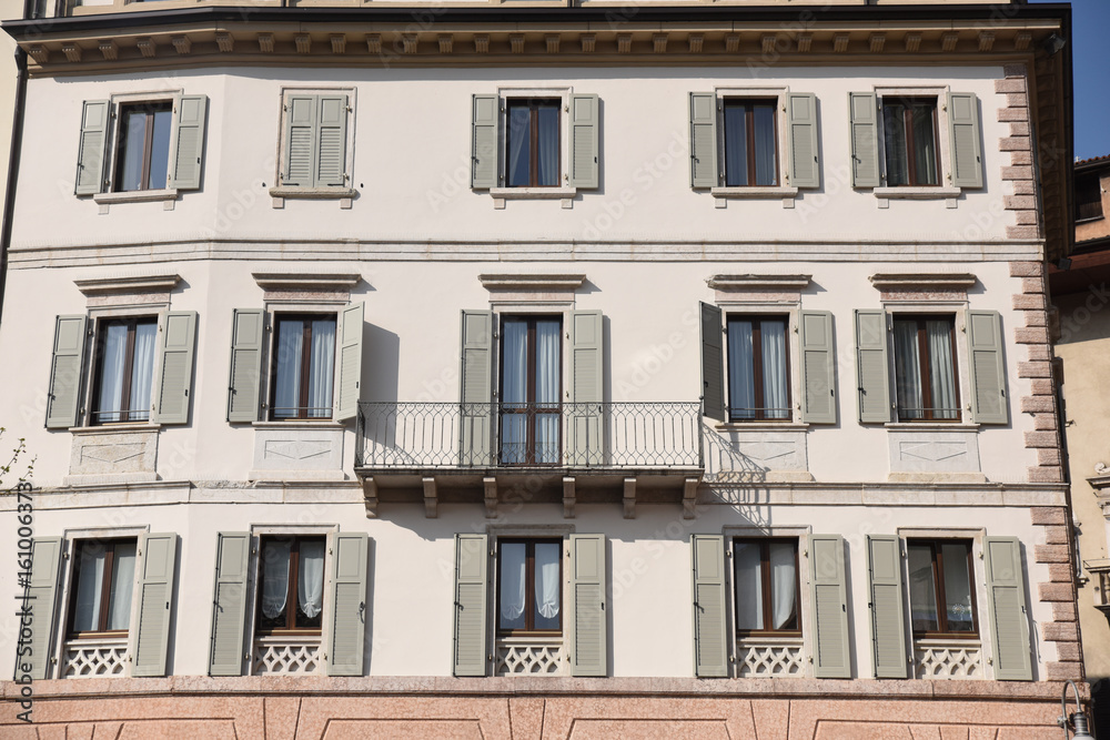 Fototapeta premium duomo chiesa palazzo campanile palazzo storico 