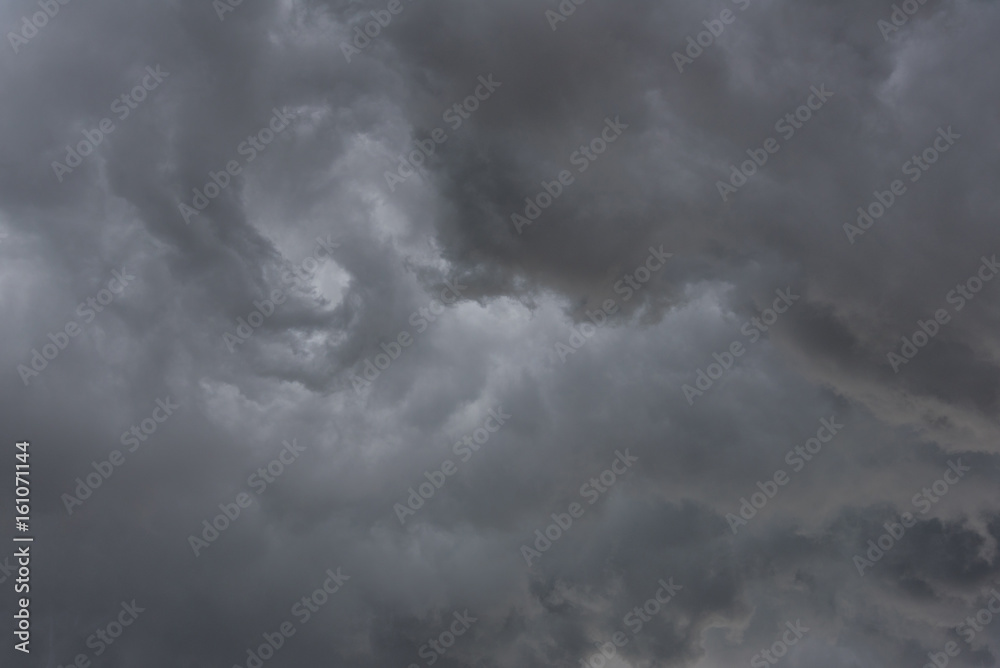 Obraz premium Before the rain