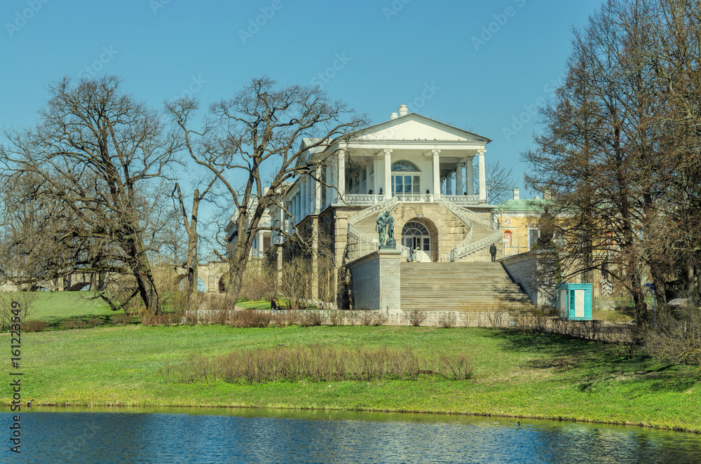 Fototapeta premium The Cameron Gallery in the Catherine Park in Tsarskoye Selo.