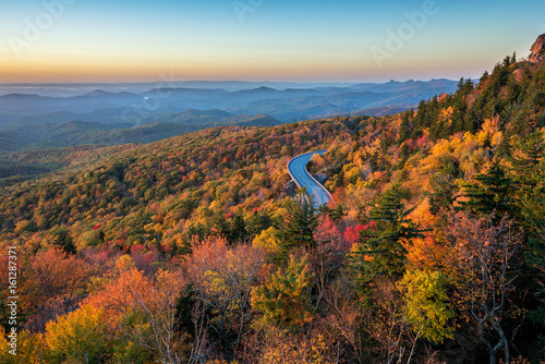 fall foliage along the blue ridge parkway in north carolina