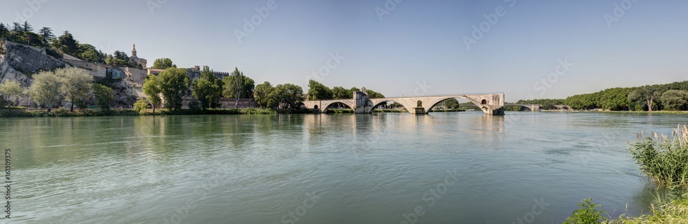 Le pont saint Benezet - Avignon - Vaucluse