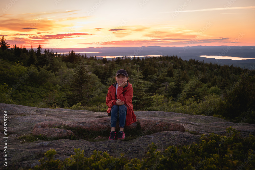 Fototapeta premium Traveler resting at mountain top