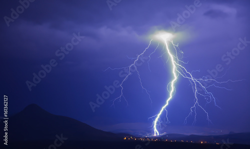 Great Thunderbolt photo