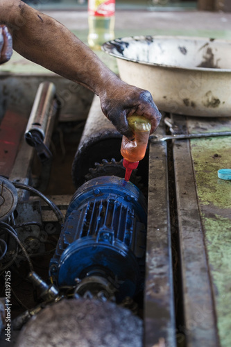 Hand oiling gear and during maintenance work of electric motor