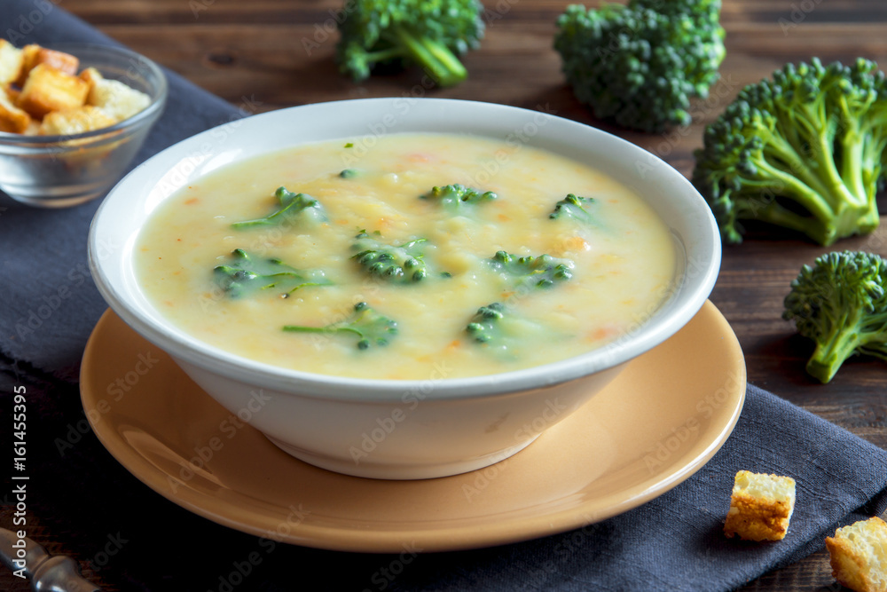 cream soup with broccoli