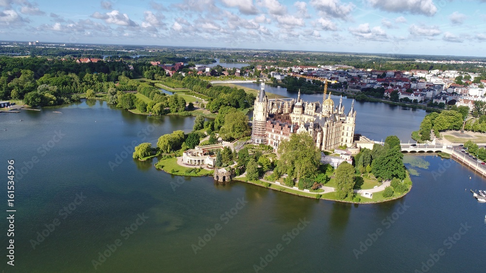 Fototapeta premium Luftaufnahme Schloss Schwerin