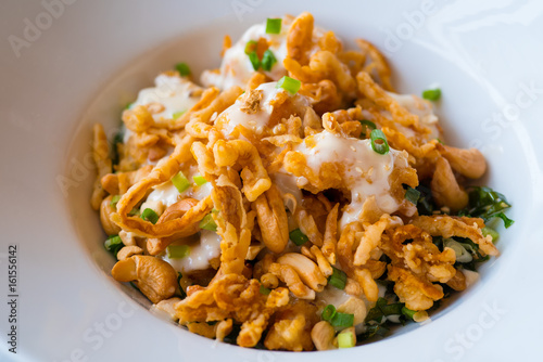 Deep fried shrimp with cashew nut and mayonnaise