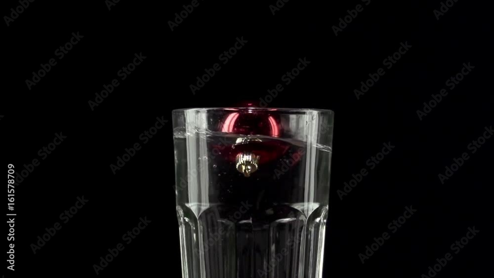 Christmas Tree Ornaments Dropped into Water Christmas Tree Ornaments Dropped into Water