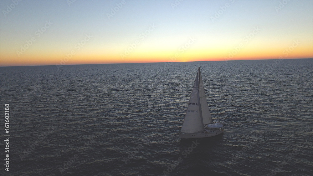 Fototapeta premium Navegando en el Pacifico