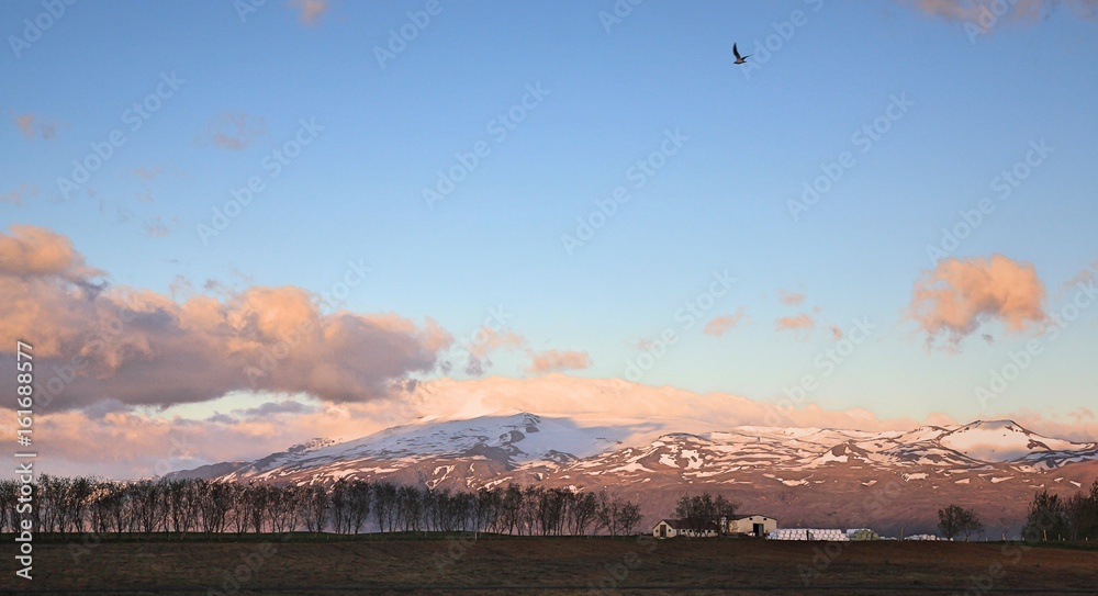 eyjafjallajökull volcano seen from nearest farm