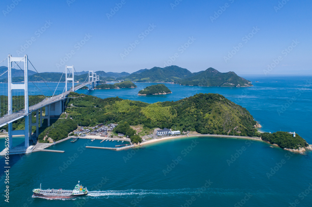 馬島と来島海峡大橋 しまなみ海道 空撮 Stock 写真 Adobe Stock
