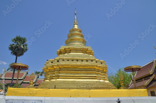 Wat Phrathat Sri Chom Tong