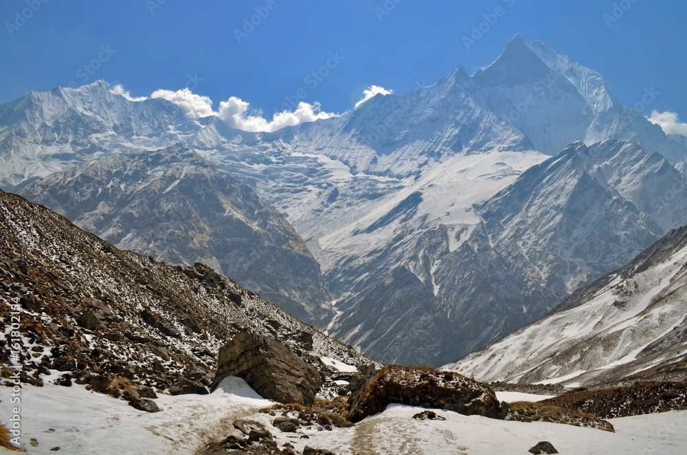 Fototapeta premium Snowy Mountain Landscape in Himalaya. Machapuchare peak, Annapurna Base Camp Track.