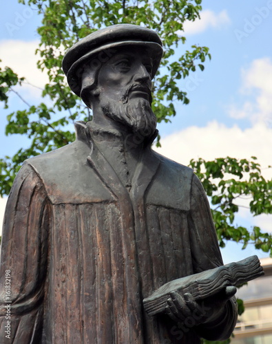 Statue des Reformers John Calvin (Kálvin János)