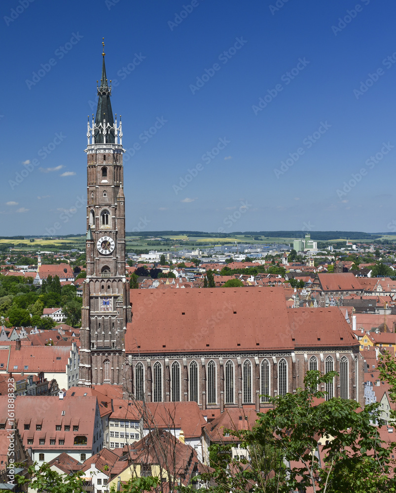 LANDSHUT - St MARTIN - höchster Backsteinturm der Welt Stock Photo | Adobe  Stock