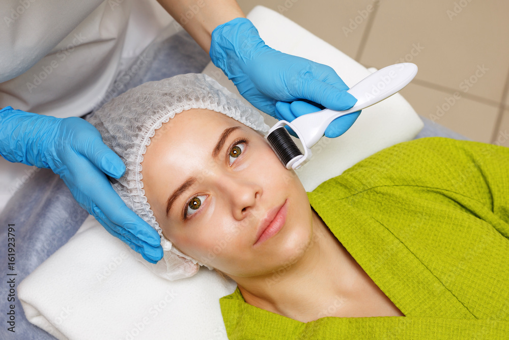 Naklejka premium Hardware cosmetology. Mesotherapy