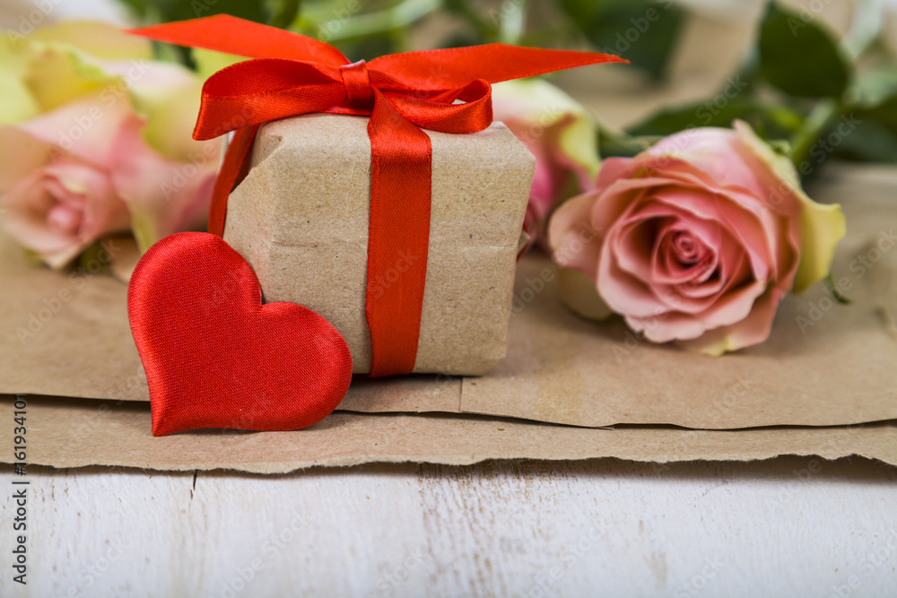 Pink roses, gift and hearts Pink roses, gift and hearts