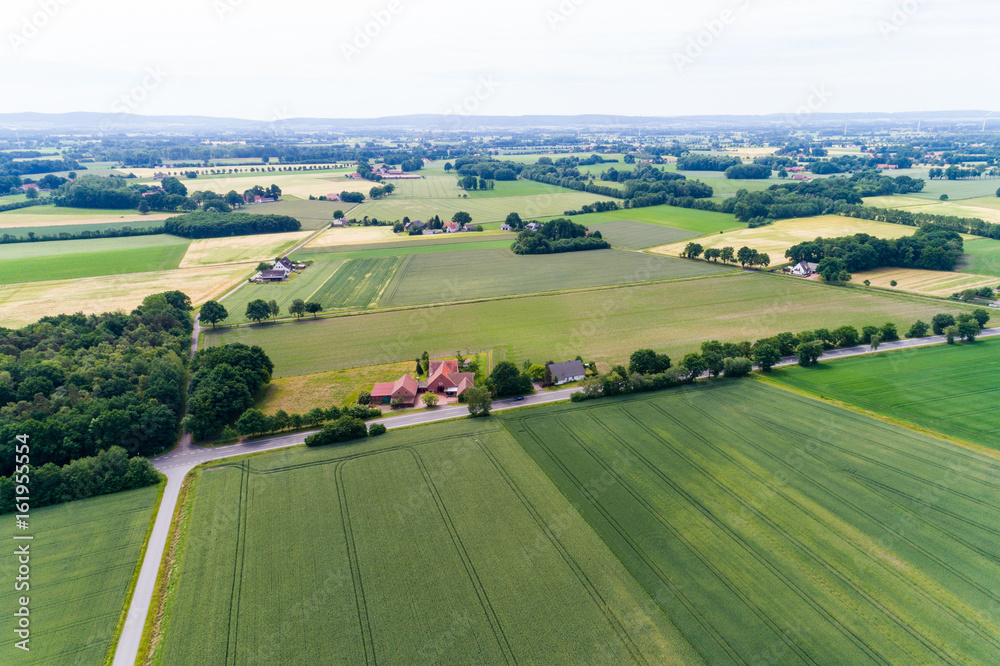 Luftbild vom ländlichen Raum in Niedersachsen, Deutschland