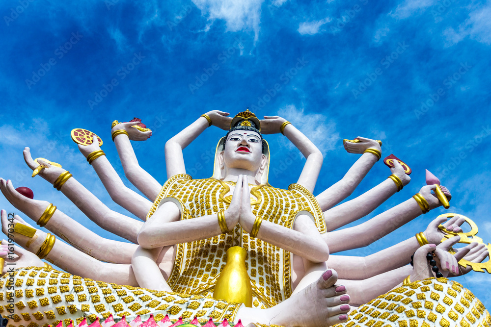 Obraz premium Wat Plai Laem