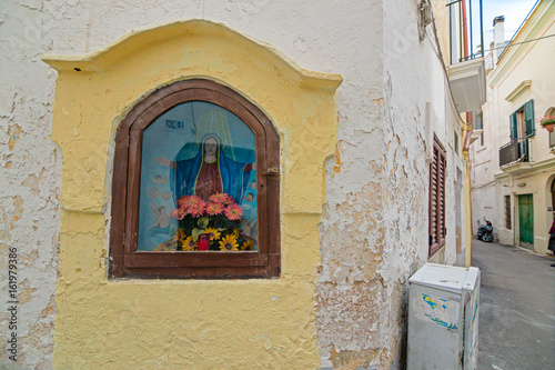 Nicchia with altars in the alleys of the historic center of Gallipoli