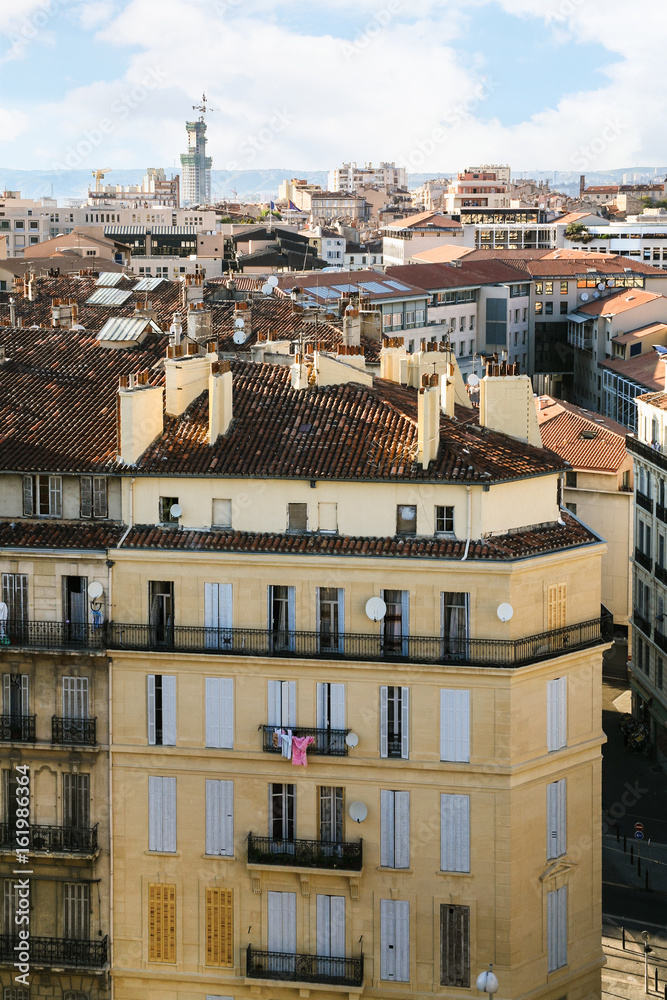 Obraz premium above view of residential houses in Marseilles
