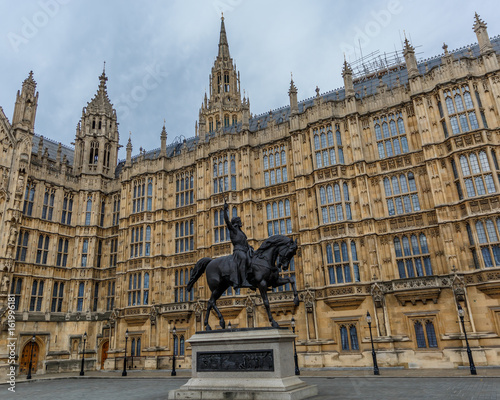 Statue of King Richard I (Richard the Lionheart) in front of Houses of Parliament, London