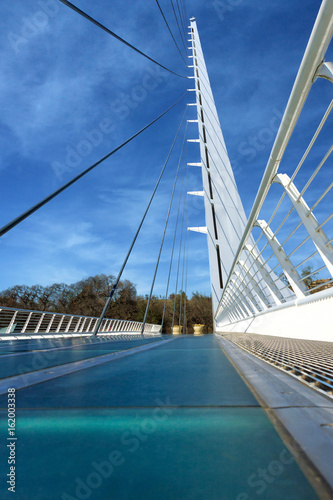 Fototapeta Naklejka Na Ścianę i Meble -  The Sundial Bridge