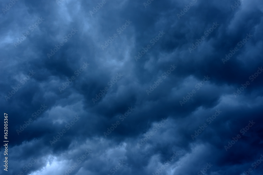 Obraz premium Stormy rain clouds background