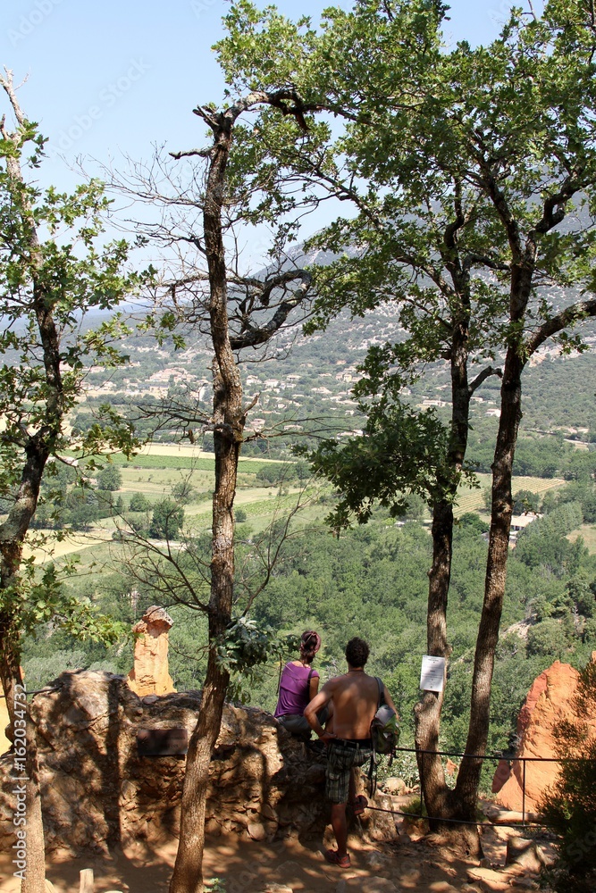 Fototapeta premium Le Colorado provençal de Rustrel dans le Vaucluse en Provence