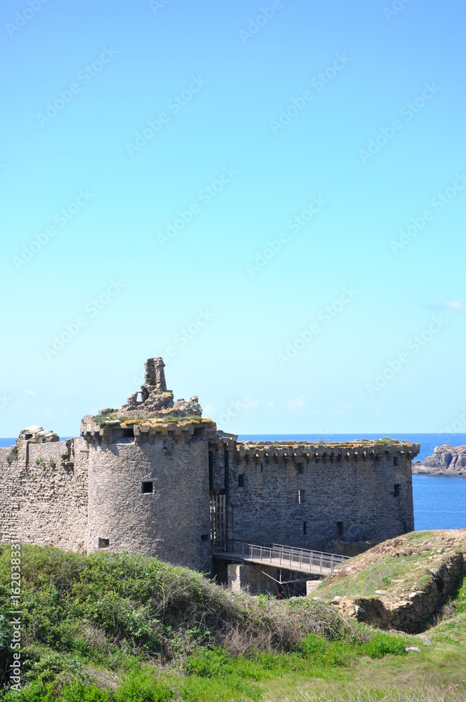 le vieux château de l'ile d'yeux