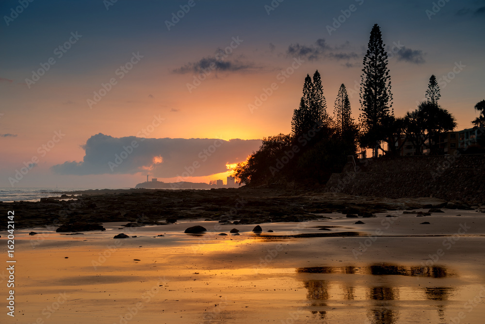 Obraz premium Sunrise a Alexandra Headland in Sunshine Coast