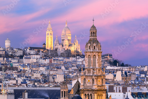 Aerial view of Sacre-Coeur Basilica or Basilica of the Sacred Heart of Jesus at фототапет