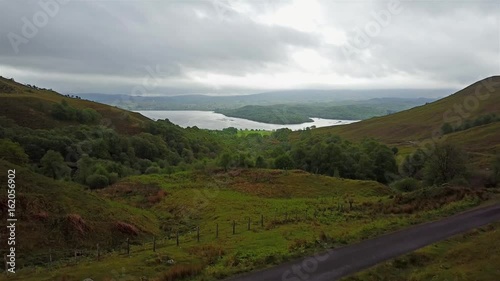 Flug über Ardchattan Richtung Loch Etive, Argyll, Schottland photo