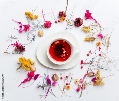  red fruit tea in made yuccie style