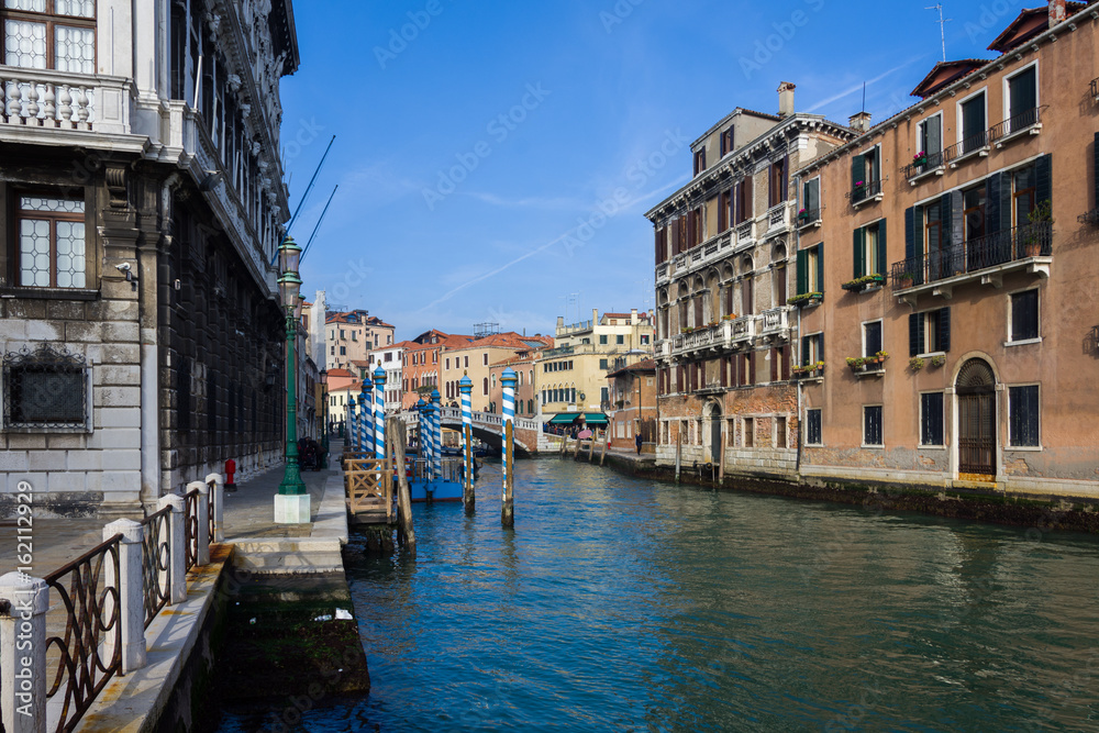 Get around Venice, its canals and its beauty