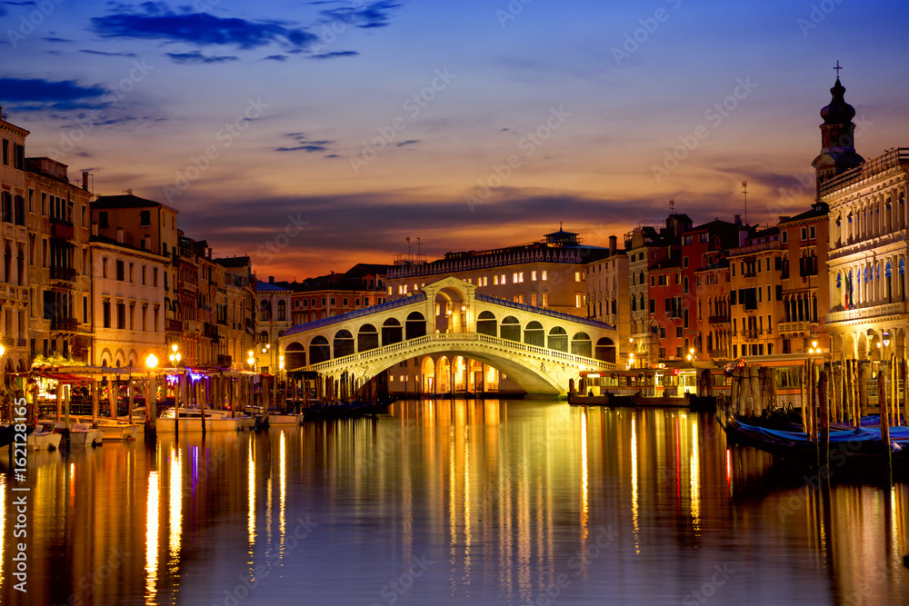 Naklejka premium Wschód słońca nad kanał grande w Wenecja, Włochy