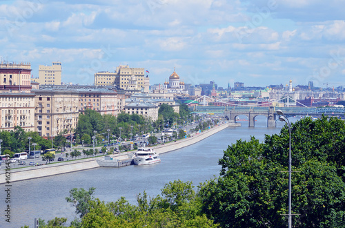 Москва-река и Фрунзенская набережная © Alexander Zamaraev