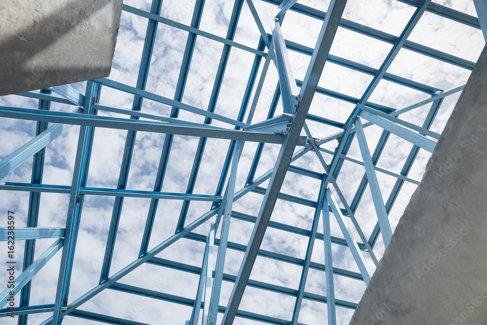 Structure of steel roof. Structure of steel roof.