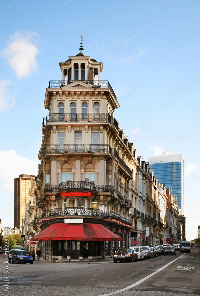 Naklejka premium Old street in Brussels. Belgium