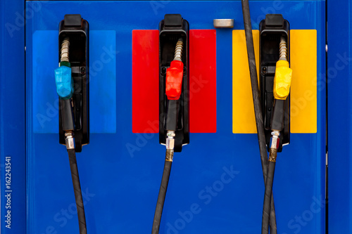 Fuel oil dispenser