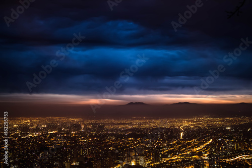 cloudy sunset at the city  © Felipe
