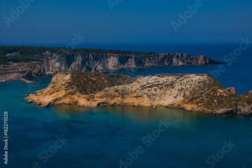 Incantevole panorama delle isole Tremiti in Puglia