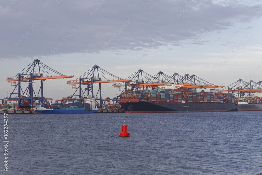 Naklejka premium container harbour