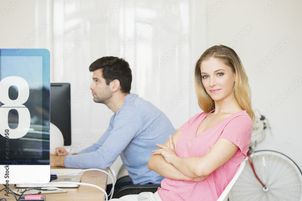 Fototapeta premium Smiling young businesswoman