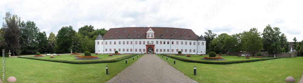Schloss Heusenstamm