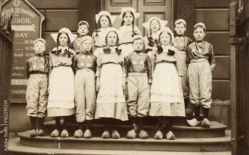 Huddersfield Children. Date: circa 1900 photo