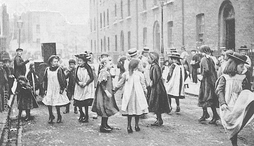 Street Dancing  London. Date: circa 1900