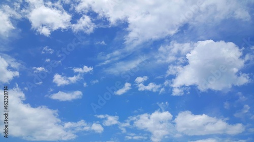 Fototapeta Naklejka Na Ścianę i Meble -  Beautiful blue sky background